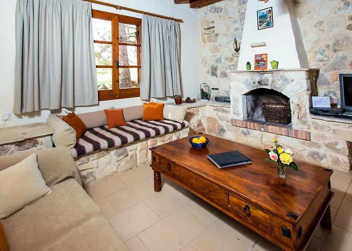 Prázdninový dům 3 Bedroom In Laatchi *