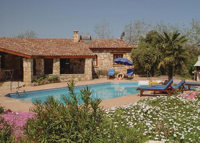 3 Bedroom In Laatchi